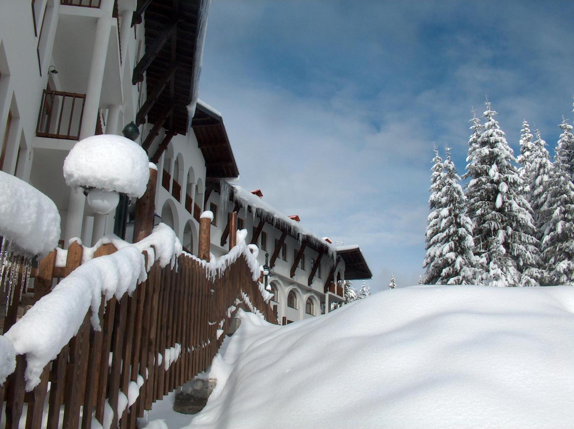 Monastery 2 Aparthotel Pamporovo Exterior photo